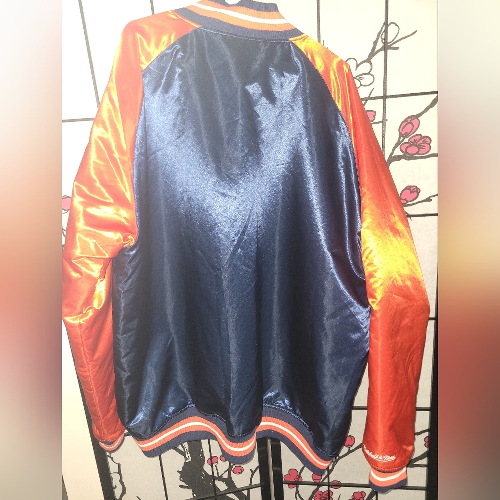 Mitchell & Ness Throwback Bears Jacket In Blue An… - image 2